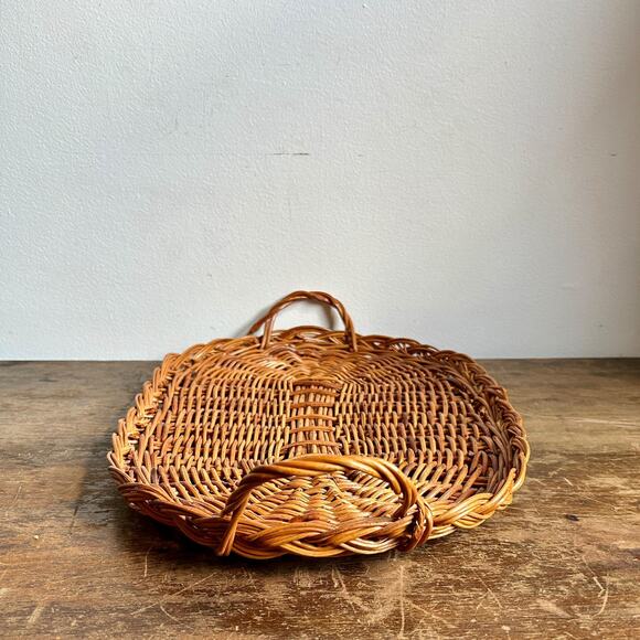 Vintage Wicker Oval Decorative Tray with Handles | Woven Tray | Cottagecore Tray - Picture 3 of 4